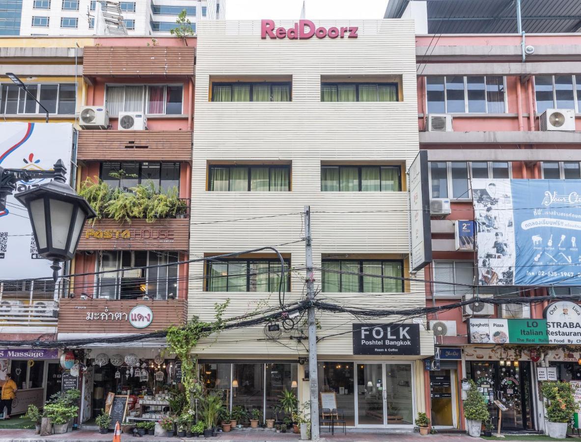 Bed and Breakfast Folk Poshtel Silom Bangkok Exterior foto