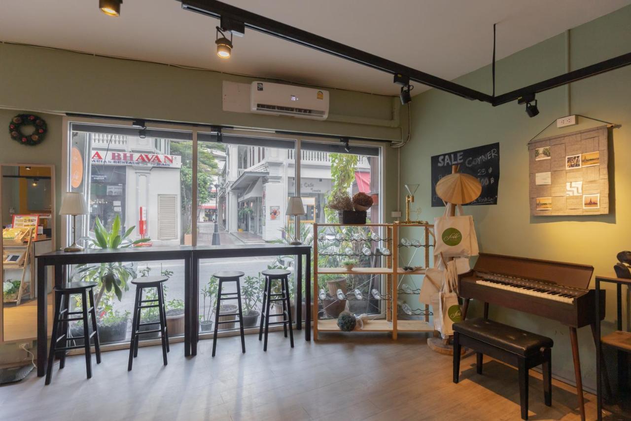 Bed and Breakfast Folk Poshtel Silom Bangkok Exterior foto